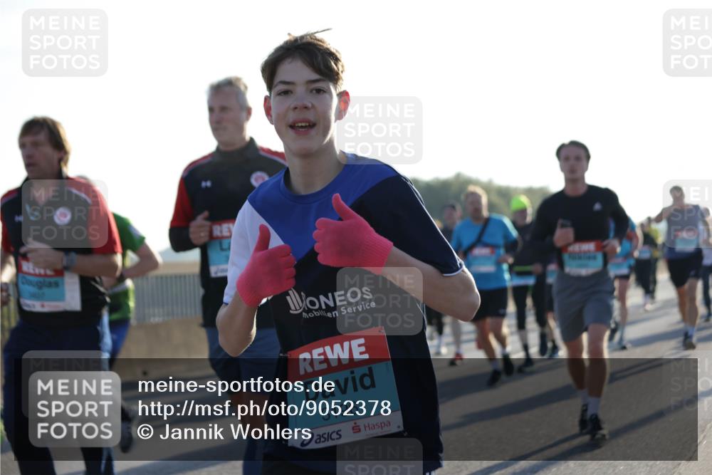 03.10.2025 - Köhlbrandbrückenlauf Jannik Wohlers http://msf.ph/oto/9052378 03.10.2025 09:19:23 Position 3 1407, 3196 meine-sportfotos.de