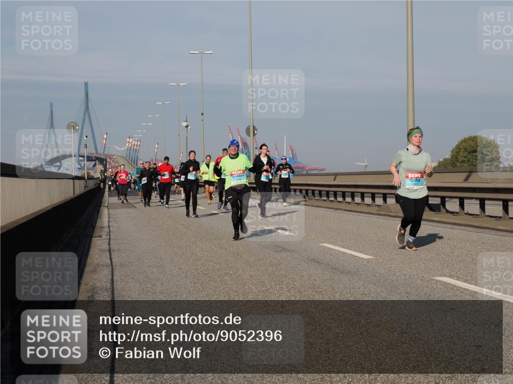 03.10.2025 - Köhlbrandbrückenlauf Fabian Wolf http://msf.ph/oto/9052396 03.10.2025 10:02:09 Position 3  meine-sportfotos.de