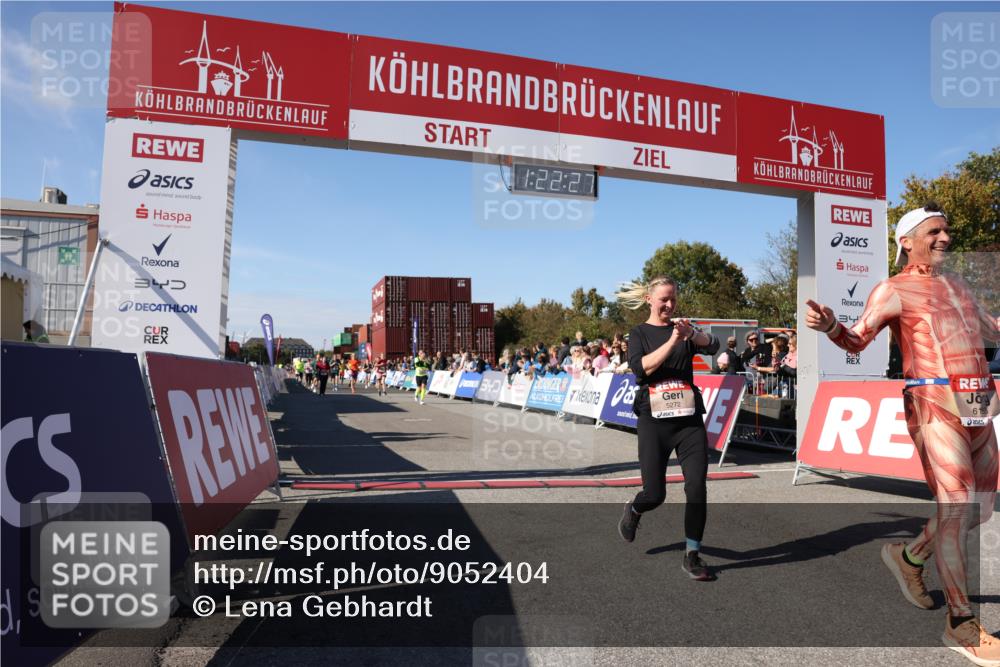 03.10.2025 - Köhlbrandbrückenlauf Lena Gebhardt http://msf.ph/oto/9052404 03.10.2025 13:22:28 Ziel 4239, 4481, 4482, 4508, 5072, 5214, 5272, 5400, 5401, 5839, 5851, 5929, 6188, 6733 meine-sportfotos.de