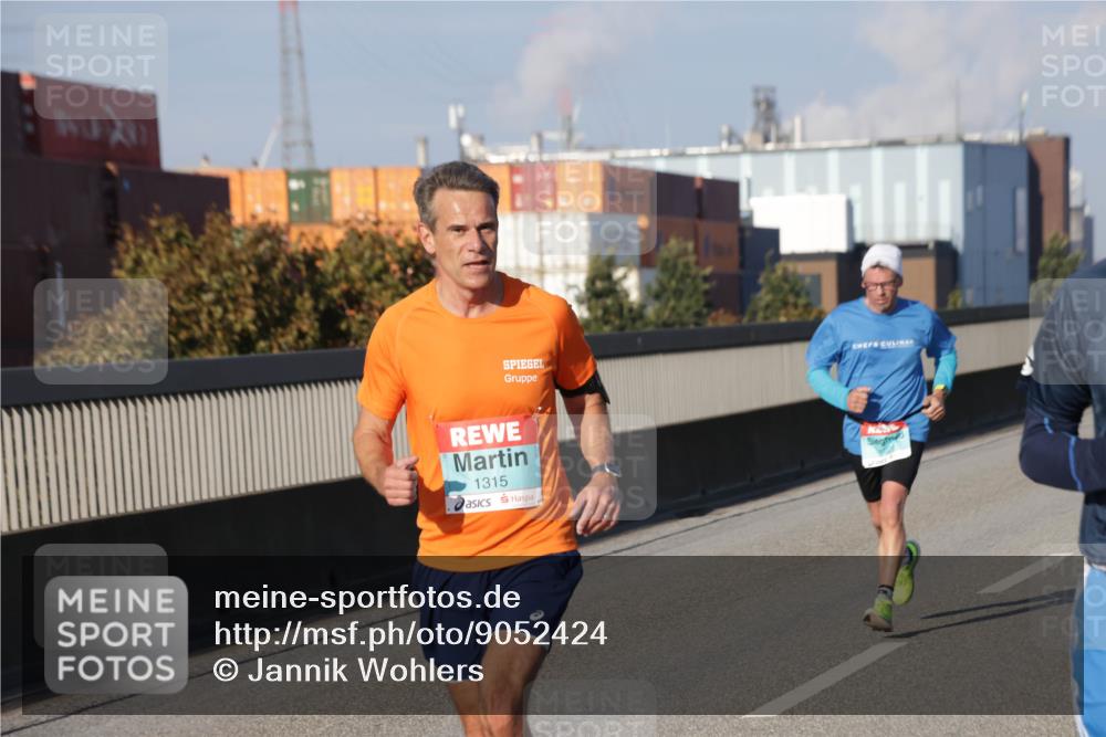 03.10.2025 - Köhlbrandbrückenlauf Jannik Wohlers http://msf.ph/oto/9052424 03.10.2025 09:46:47 Position 3 1315 meine-sportfotos.de
