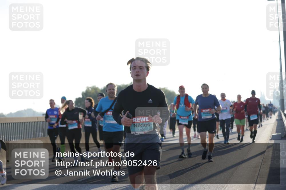 03.10.2025 - Köhlbrandbrückenlauf Jannik Wohlers http://msf.ph/oto/9052426 03.10.2025 09:19:24 Position 3 1402 meine-sportfotos.de