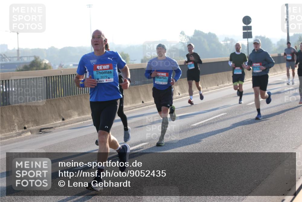 03.10.2025 - Köhlbrandbrückenlauf Lena Gebhardt http://msf.ph/oto/9052435 03.10.2025 09:15:16 Position 1 3079, 1157 meine-sportfotos.de