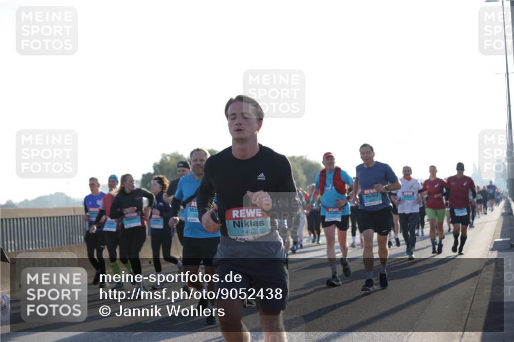 03.10.2025 - Köhlbrandbrückenlauf Jannik Wohlers http://msf.ph/oto/9052438 03.10.2025 09:19:24 Position 3 1402 meine-sportfotos.de