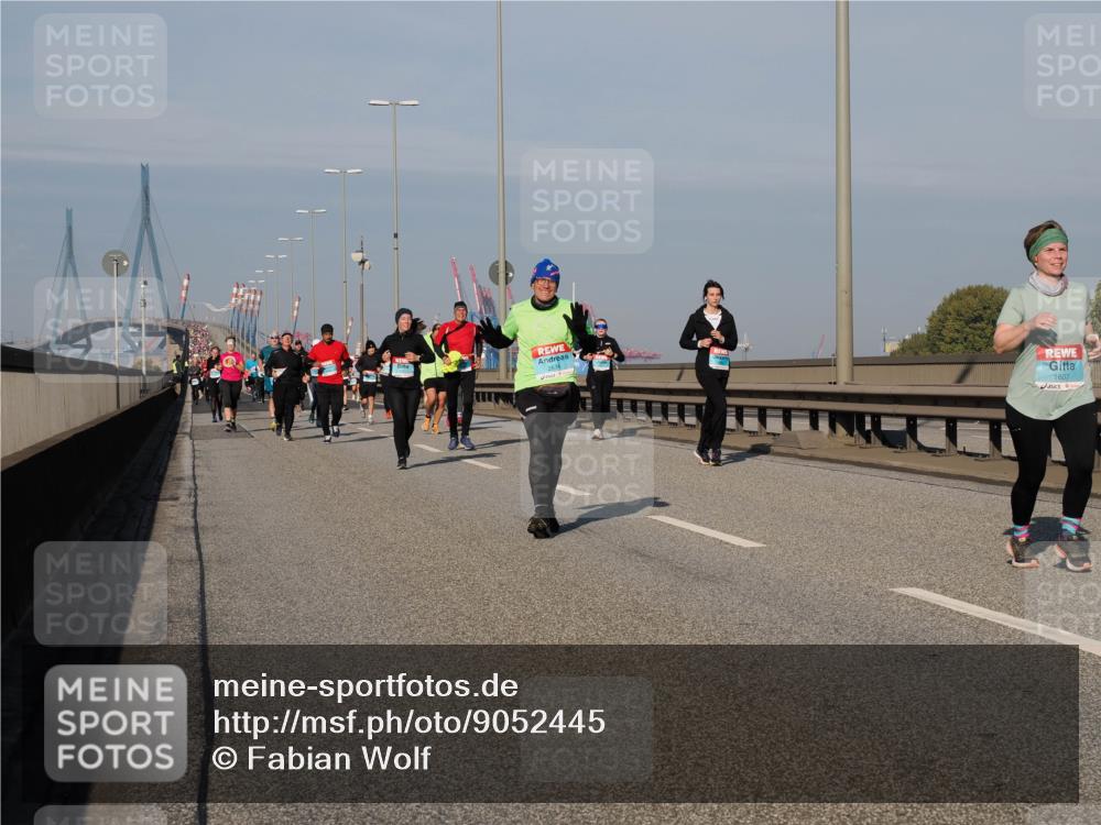 03.10.2025 - Köhlbrandbrückenlauf Fabian Wolf http://msf.ph/oto/9052445 03.10.2025 10:02:10 Position 3 1607 meine-sportfotos.de