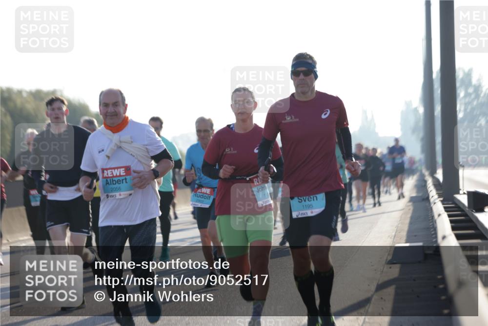 03.10.2025 - Köhlbrandbrückenlauf Jannik Wohlers http://msf.ph/oto/9052517 03.10.2025 09:19:27 Position 3 2056, 2902, 119, 1195 meine-sportfotos.de
