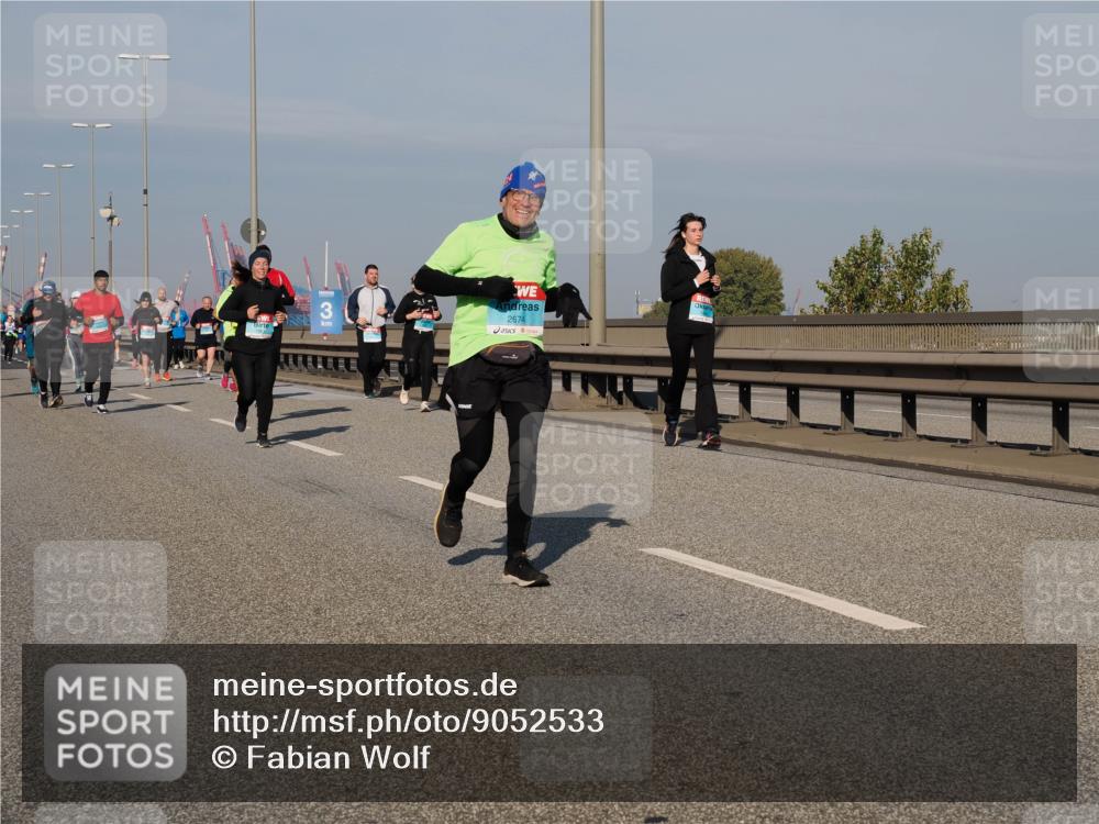 03.10.2025 - Köhlbrandbrückenlauf Fabian Wolf http://msf.ph/oto/9052533 03.10.2025 10:02:12 Position 3 2674 meine-sportfotos.de