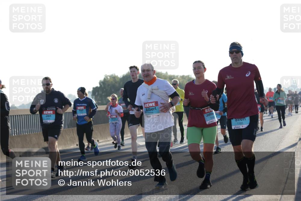 03.10.2025 - Köhlbrandbrückenlauf Jannik Wohlers http://msf.ph/oto/9052536 03.10.2025 09:19:28 Position 3 2905, 2056, 1193, 1195 meine-sportfotos.de