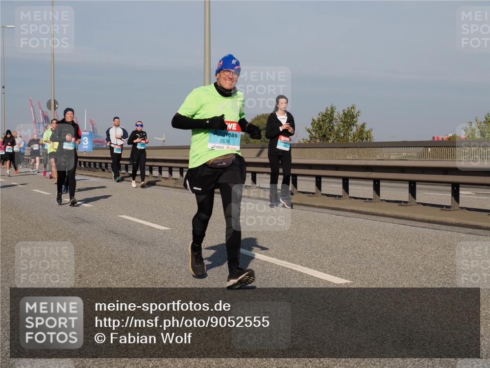 03.10.2025 - Köhlbrandbrückenlauf Fabian Wolf http://msf.ph/oto/9052555 03.10.2025 10:02:13 Position 3 3, 2674 meine-sportfotos.de