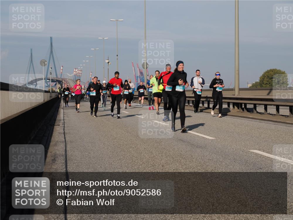 03.10.2025 - Köhlbrandbrückenlauf Fabian Wolf http://msf.ph/oto/9052586 03.10.2025 10:02:14 Position 3  meine-sportfotos.de
