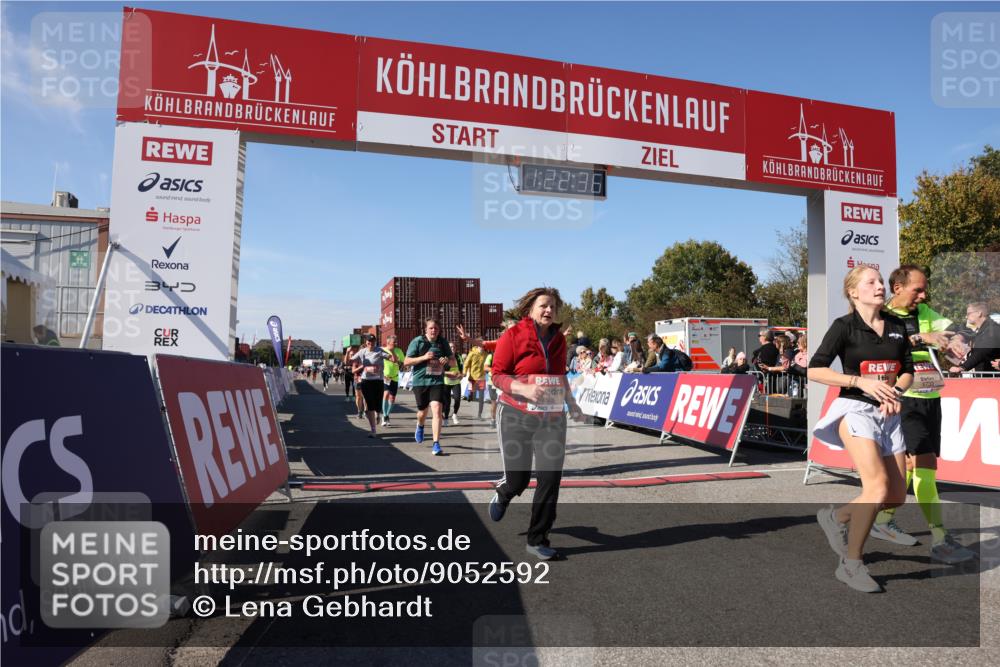 03.10.2025 - Köhlbrandbrückenlauf Lena Gebhardt http://msf.ph/oto/9052592 03.10.2025 13:22:36 Ziel 4481, 4482, 4508, 5122, 5125, 5167, 5213, 5214, 5675, 5839, 5928, 5933, 5982, 6261, 6300, 6413, 6733 meine-sportfotos.de