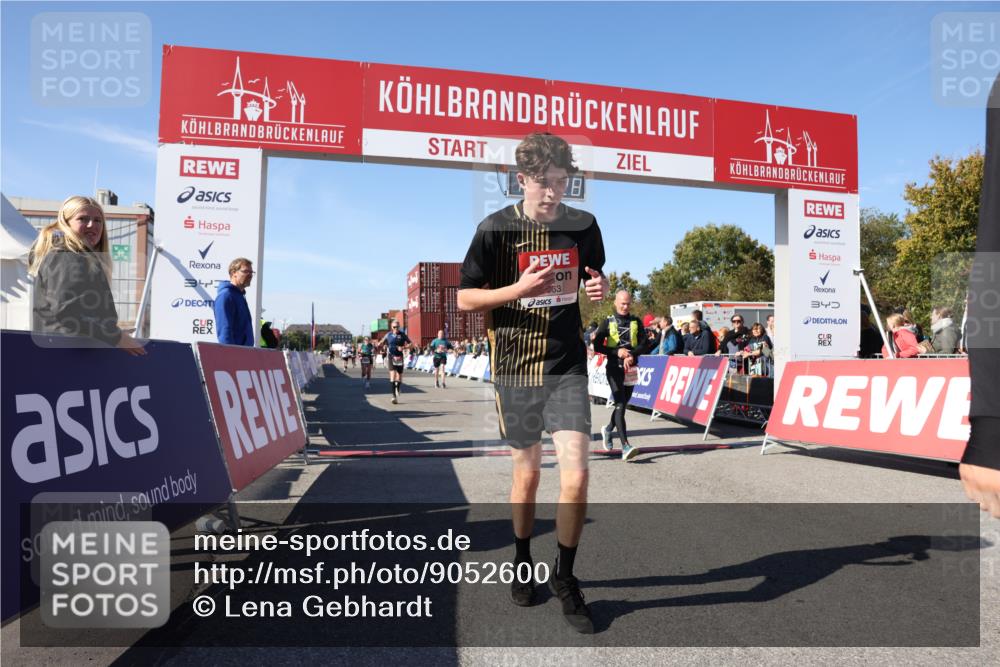03.10.2025 - Köhlbrandbrückenlauf Lena Gebhardt http://msf.ph/oto/9052600 03.10.2025 13:06:29 Ziel 4015, 4122, 4124, 4151, 4396, 4550, 4658, 4659, 5563, 5641, 5970, 6193 meine-sportfotos.de