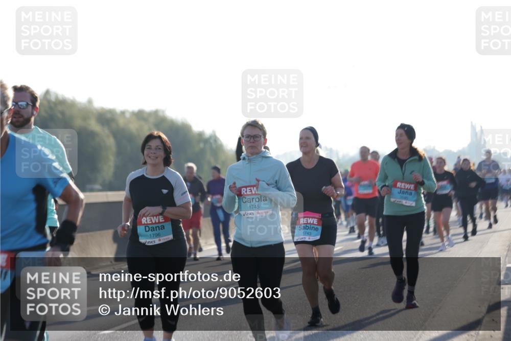 03.10.2025 - Köhlbrandbrückenlauf Jannik Wohlers http://msf.ph/oto/9052603 03.10.2025 09:19:31 Position 3 1796, 1745, 1743, 3580 meine-sportfotos.de
