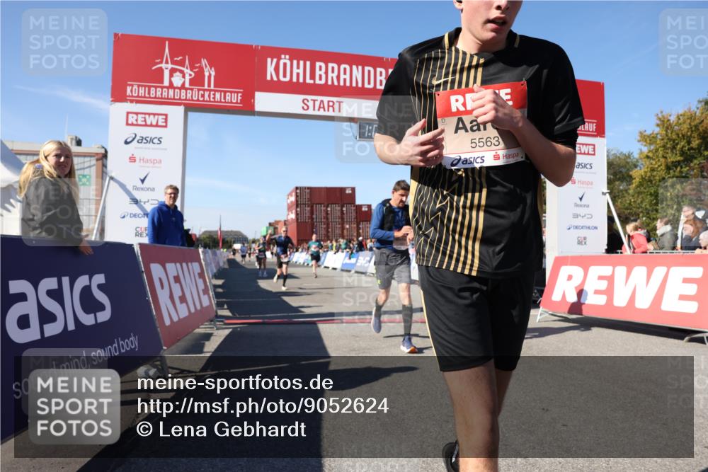 03.10.2025 - Köhlbrandbrückenlauf Lena Gebhardt http://msf.ph/oto/9052624 03.10.2025 13:06:29 Ziel 4015, 4122, 4124, 4151, 4396, 4550, 4658, 4659, 5563, 5641, 5970, 6193 meine-sportfotos.de