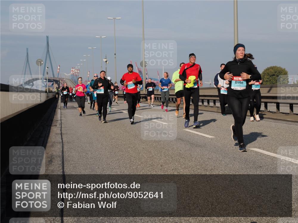 03.10.2025 - Köhlbrandbrückenlauf Fabian Wolf http://msf.ph/oto/9052641 03.10.2025 10:02:16 Position 3 1051 meine-sportfotos.de