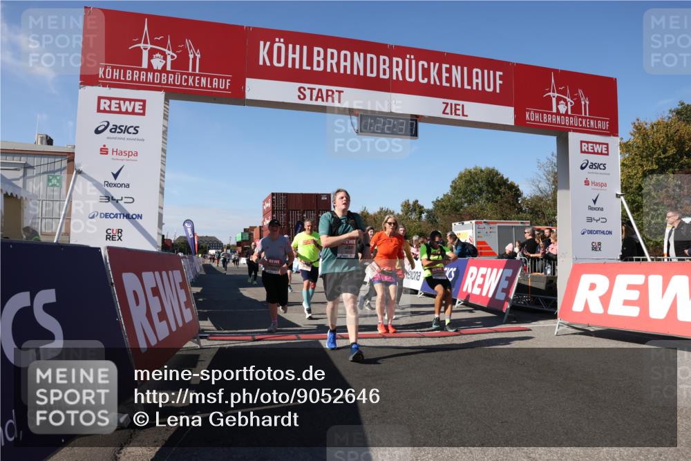 03.10.2025 - Köhlbrandbrückenlauf Lena Gebhardt http://msf.ph/oto/9052646 03.10.2025 13:22:38 Ziel 4481, 4482, 4508, 5122, 5125, 5167, 5213, 5214, 5675, 5839, 5928, 5933, 5982, 6107, 6261, 6300, 6413, 6733 meine-sportfotos.de