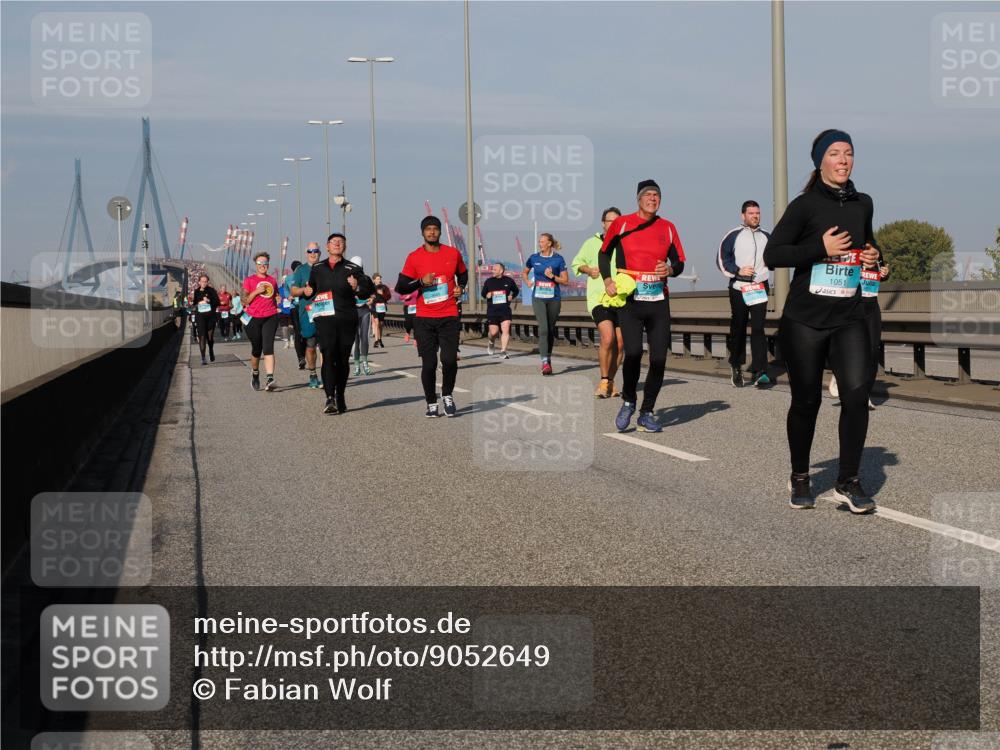 03.10.2025 - Köhlbrandbrückenlauf Fabian Wolf http://msf.ph/oto/9052649 03.10.2025 10:02:16 Position 3 1051 meine-sportfotos.de