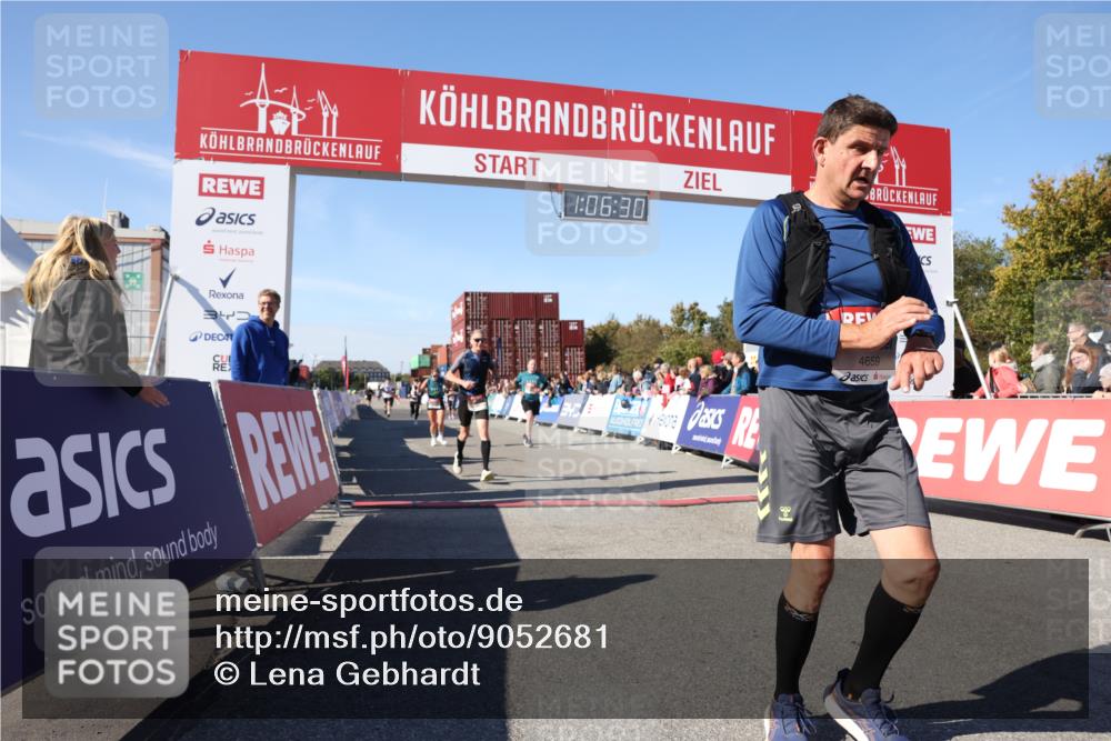 03.10.2025 - Köhlbrandbrückenlauf Lena Gebhardt http://msf.ph/oto/9052681 03.10.2025 13:06:30 Ziel 4015, 4122, 4124, 4151, 4396, 4550, 4658, 4659, 5563, 5641, 5970, 6193 meine-sportfotos.de