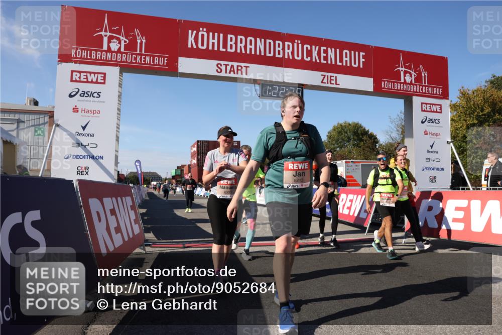 03.10.2025 - Köhlbrandbrückenlauf Lena Gebhardt http://msf.ph/oto/9052684 03.10.2025 13:22:39 Ziel 4481, 4482, 4508, 5122, 5125, 5167, 5213, 5214, 5675, 5839, 5928, 5933, 5982, 6107, 6261, 6300, 6413, 6733 meine-sportfotos.de