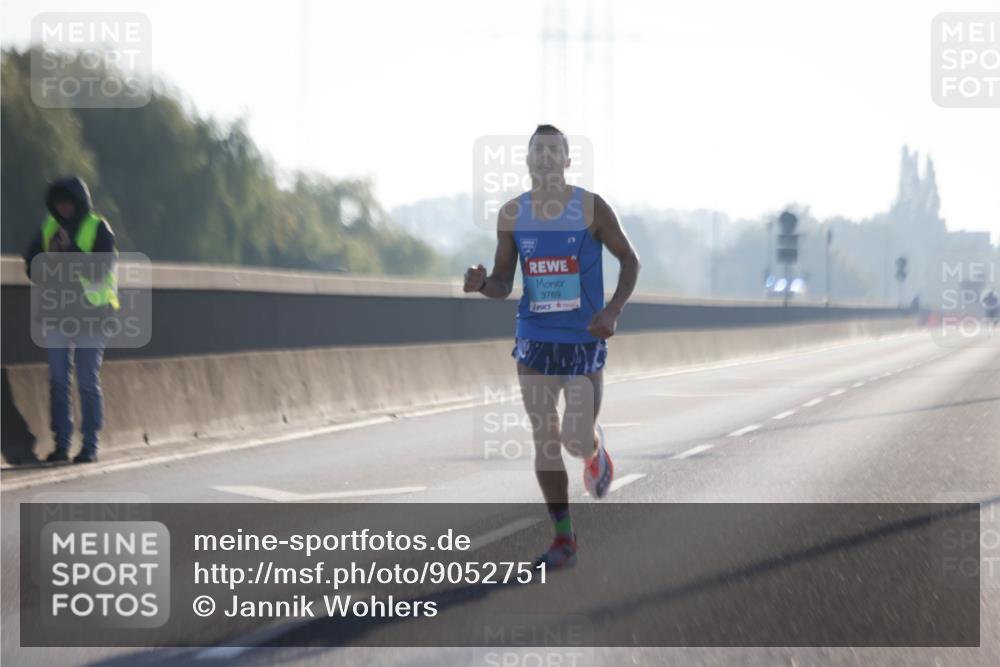 03.10.2025 - Köhlbrandbrückenlauf Jannik Wohlers http://msf.ph/oto/9052751 03.10.2025 09:09:43 Position 3 3769 meine-sportfotos.de