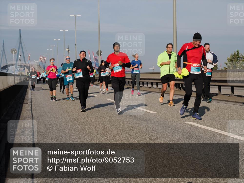 03.10.2025 - Köhlbrandbrückenlauf Fabian Wolf http://msf.ph/oto/9052753 03.10.2025 10:02:18 Position 3 3840 meine-sportfotos.de