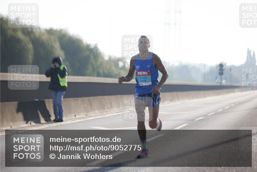 03.10.2025 - Köhlbrandbrückenlauf Jannik Wohlers http://msf.ph/oto/9052775 03.10.2025 09:09:43 Position 3 3769 meine-sportfotos.de