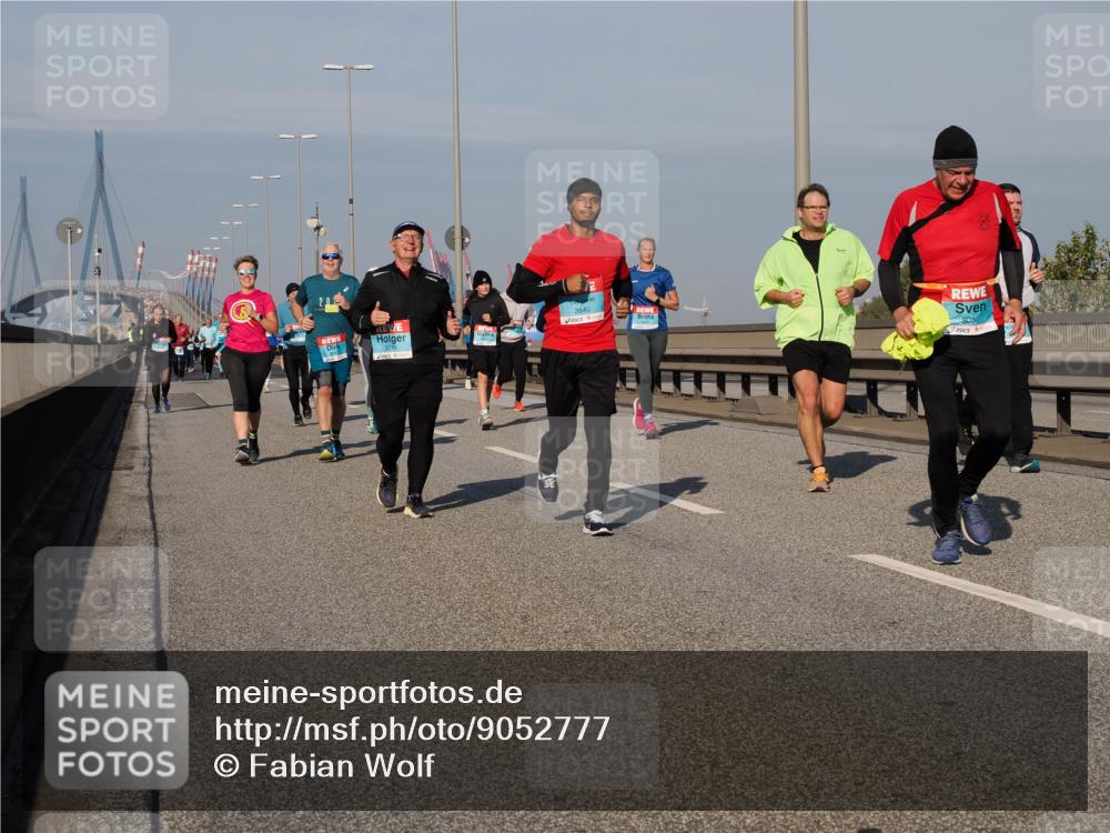 03.10.2025 - Köhlbrandbrückenlauf Fabian Wolf http://msf.ph/oto/9052777 03.10.2025 10:02:19 Position 3 2018, 3840, 6 meine-sportfotos.de