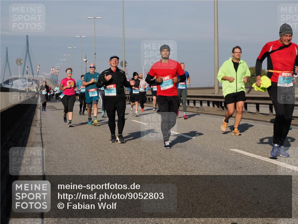 03.10.2025 - Köhlbrandbrückenlauf Fabian Wolf http://msf.ph/oto/9052803 03.10.2025 10:02:19 Position 3 3840, 303 meine-sportfotos.de