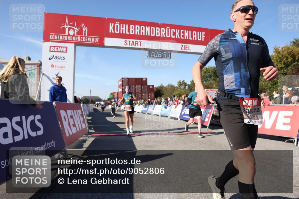03.10.2025 - Köhlbrandbrückenlauf Lena Gebhardt http://msf.ph/oto/9052806 03.10.2025 13:06:33 Ziel 4015, 4026, 4122, 4124, 4151, 4312, 4396, 4405, 4550, 4658, 4659, 5563, 5641, 5970, 6193, 6256 meine-sportfotos.de