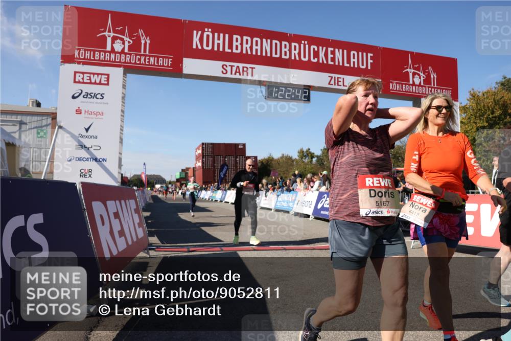 03.10.2025 - Köhlbrandbrückenlauf Lena Gebhardt http://msf.ph/oto/9052811 03.10.2025 13:22:42 Ziel 4481, 4482, 4508, 5122, 5125, 5167, 5213, 5214, 5675, 5839, 5928, 5933, 5982, 6107, 6261, 6300, 6413, 6733 meine-sportfotos.de