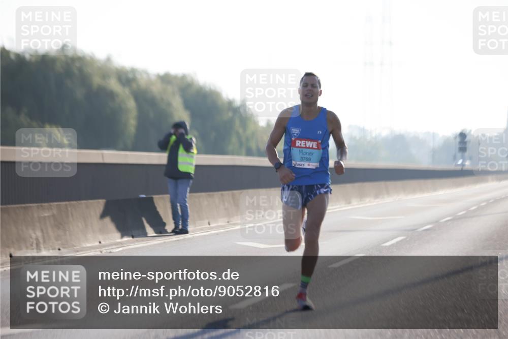 03.10.2025 - Köhlbrandbrückenlauf Jannik Wohlers http://msf.ph/oto/9052816 03.10.2025 09:09:43 Position 3 3769 meine-sportfotos.de