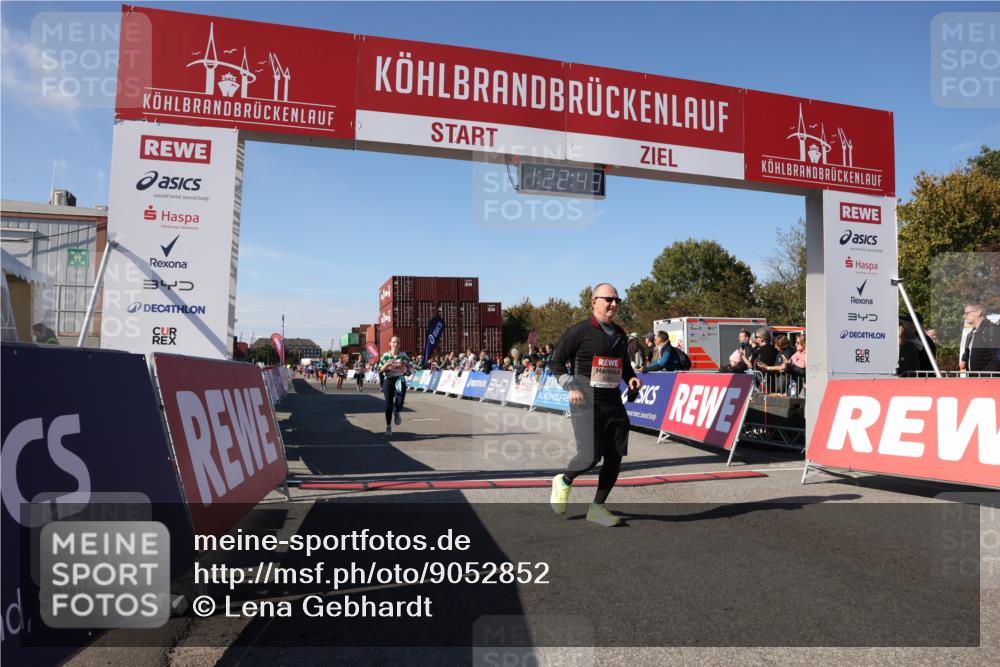 03.10.2025 - Köhlbrandbrückenlauf Lena Gebhardt http://msf.ph/oto/9052852 03.10.2025 13:22:43 Ziel 4481, 4482, 4508, 5122, 5125, 5167, 5213, 5675, 5928, 5933, 5982, 6107, 6261, 6300, 6413, 6733 meine-sportfotos.de