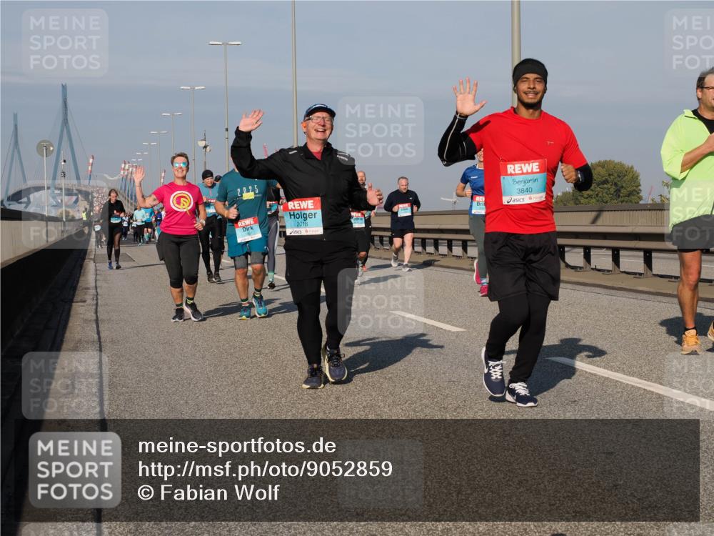 03.10.2025 - Köhlbrandbrückenlauf Fabian Wolf http://msf.ph/oto/9052859 03.10.2025 10:02:20 Position 3 2018, 3840 meine-sportfotos.de