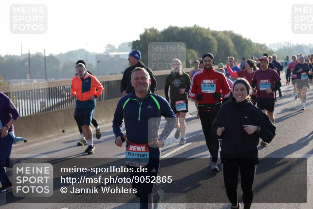03.10.2025 - Köhlbrandbrückenlauf Jannik Wohlers http://msf.ph/oto/9052865 03.10.2025 09:19:40 Position 3 1805, 3216 meine-sportfotos.de