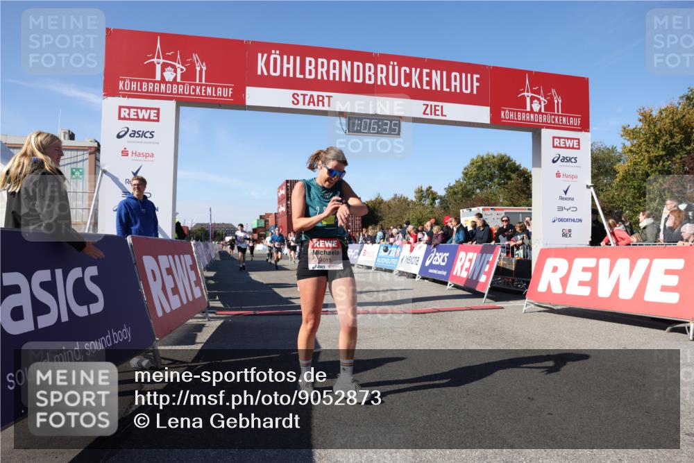 03.10.2025 - Köhlbrandbrückenlauf Lena Gebhardt http://msf.ph/oto/9052873 03.10.2025 13:06:35 Ziel 4015, 4026, 4122, 4124, 4151, 4312, 4396, 4405, 4658, 4659, 5563, 5798, 6061, 6256, 6721 meine-sportfotos.de