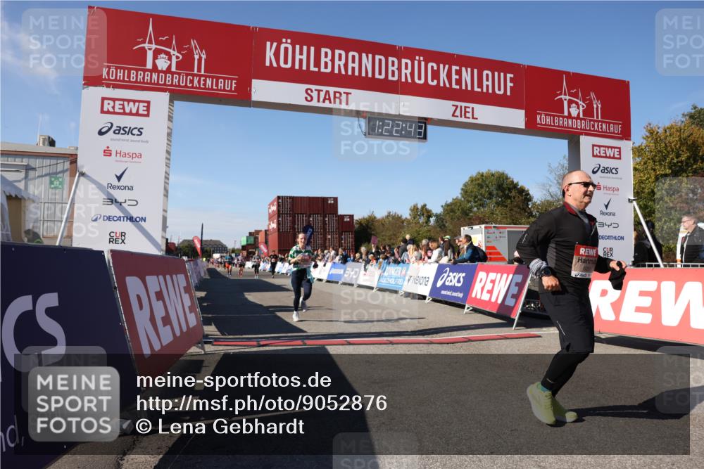 03.10.2025 - Köhlbrandbrückenlauf Lena Gebhardt http://msf.ph/oto/9052876 03.10.2025 13:22:44 Ziel 4481, 4482, 4508, 5122, 5125, 5167, 5213, 5675, 5928, 5933, 5982, 6107, 6261, 6300, 6413 meine-sportfotos.de