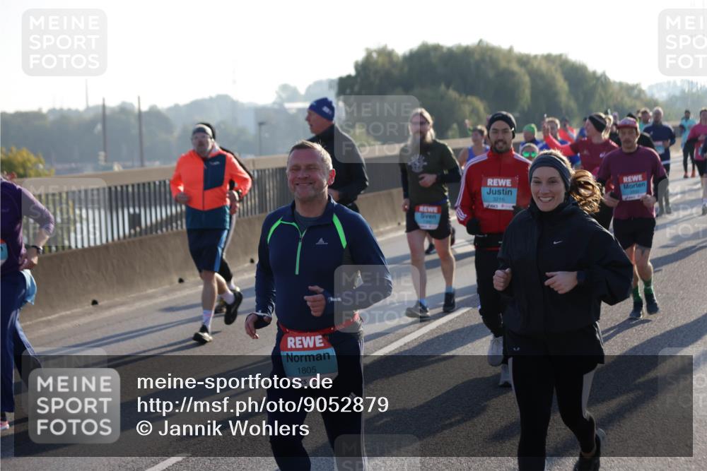 03.10.2025 - Köhlbrandbrückenlauf Jannik Wohlers http://msf.ph/oto/9052879 03.10.2025 09:19:41 Position 3 1805, 3216 meine-sportfotos.de