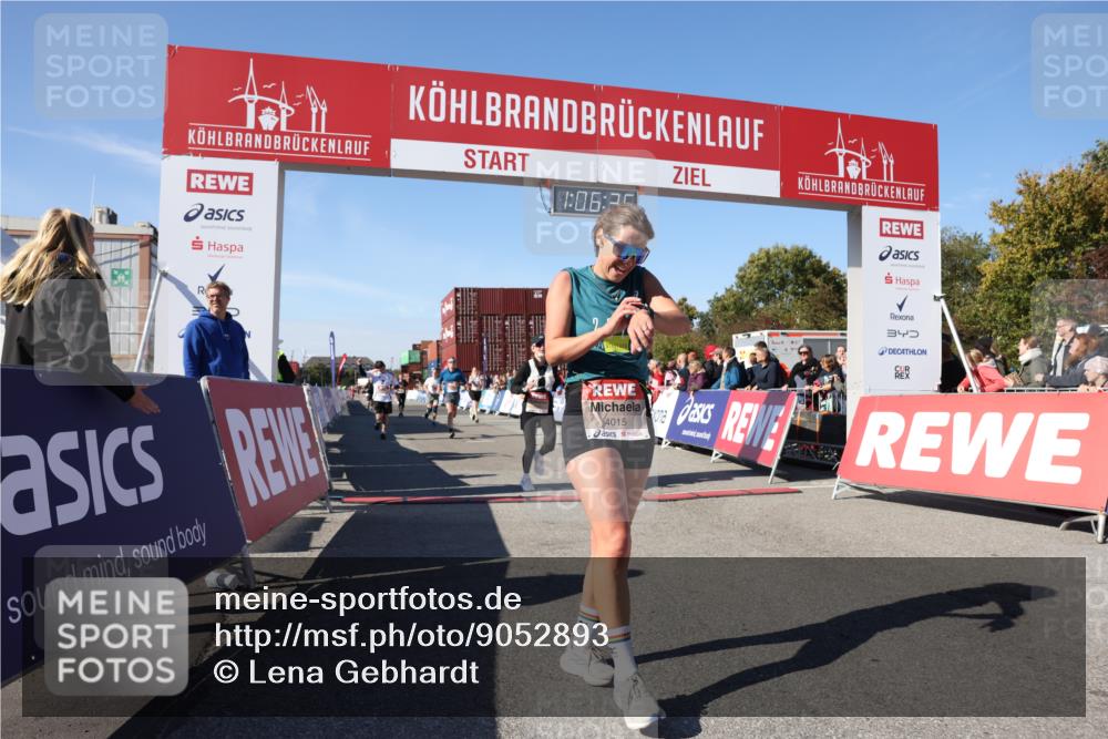 03.10.2025 - Köhlbrandbrückenlauf Lena Gebhardt http://msf.ph/oto/9052893 03.10.2025 13:06:36 Ziel 4015, 4026, 4122, 4124, 4151, 4312, 4396, 4405, 4658, 4659, 5563, 5798, 6061, 6256, 6721 meine-sportfotos.de