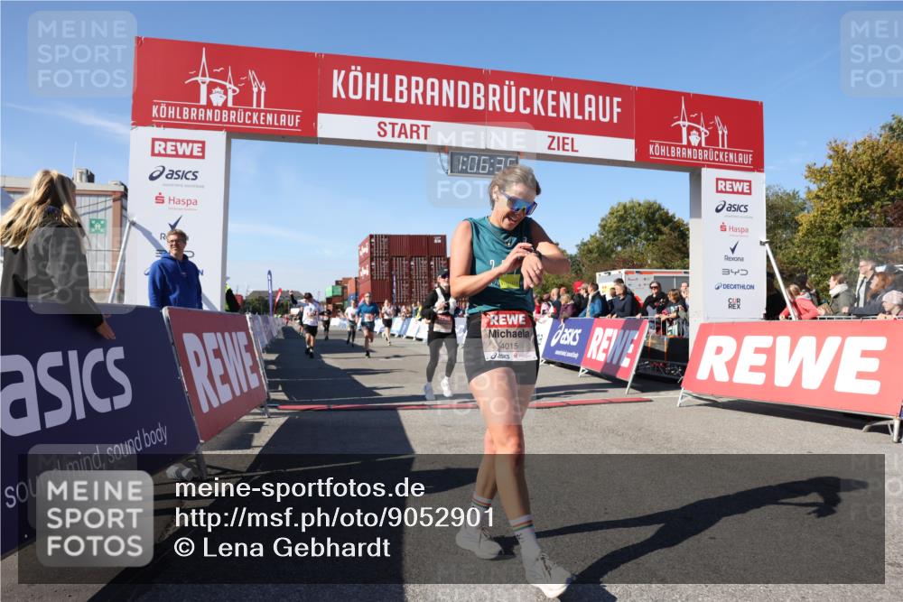 03.10.2025 - Köhlbrandbrückenlauf Lena Gebhardt http://msf.ph/oto/9052901 03.10.2025 13:06:36 Ziel 4015, 4026, 4122, 4124, 4151, 4312, 4396, 4405, 4658, 4659, 5563, 5798, 6061, 6256, 6721 meine-sportfotos.de