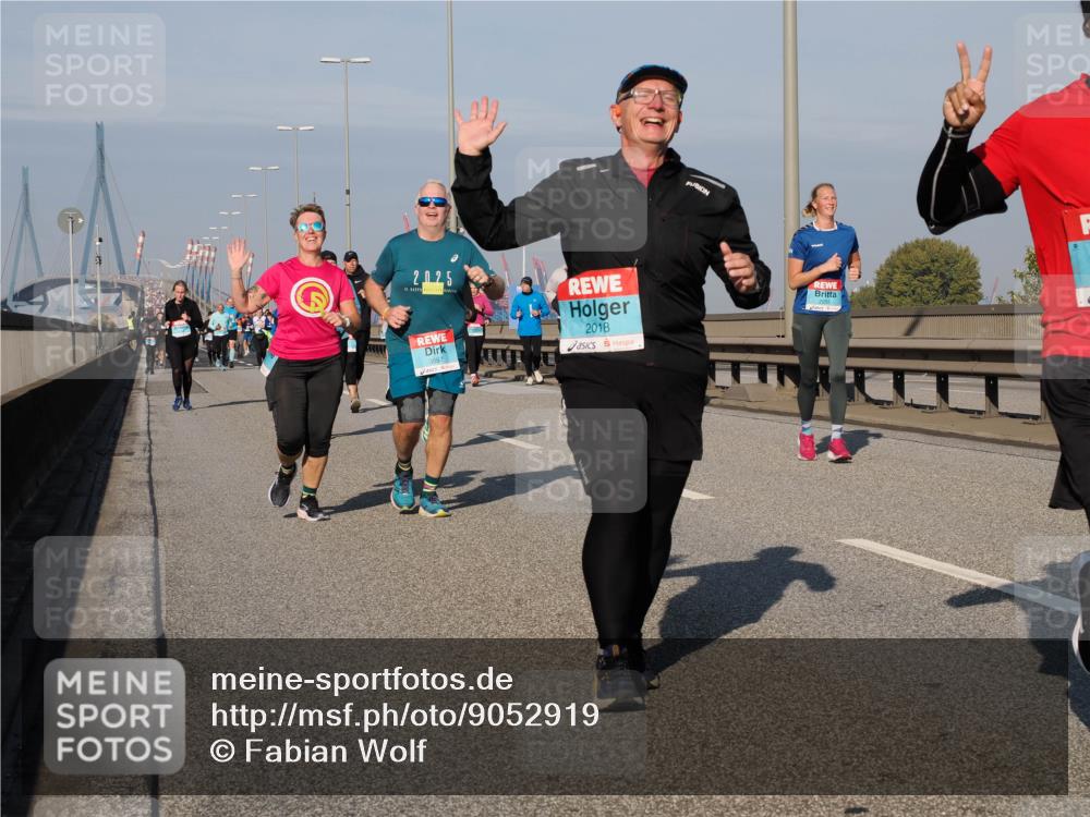 03.10.2025 - Köhlbrandbrückenlauf Fabian Wolf http://msf.ph/oto/9052919 03.10.2025 10:02:21 Position 3 2025, 3697, 2018 meine-sportfotos.de