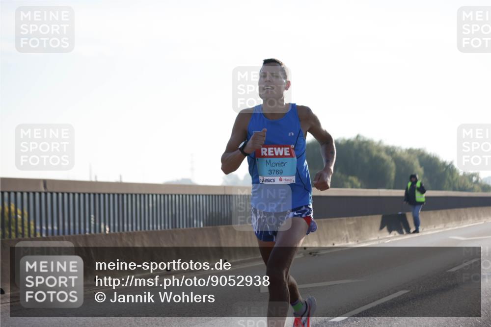 03.10.2025 - Köhlbrandbrückenlauf Jannik Wohlers http://msf.ph/oto/9052938 03.10.2025 09:09:45 Position 3 3769 meine-sportfotos.de