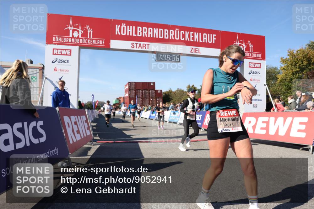 03.10.2025 - Köhlbrandbrückenlauf Lena Gebhardt http://msf.ph/oto/9052941 03.10.2025 13:06:36 Ziel 4015, 4026, 4122, 4124, 4151, 4312, 4396, 4405, 4658, 4659, 5563, 5798, 6061, 6256, 6721 meine-sportfotos.de