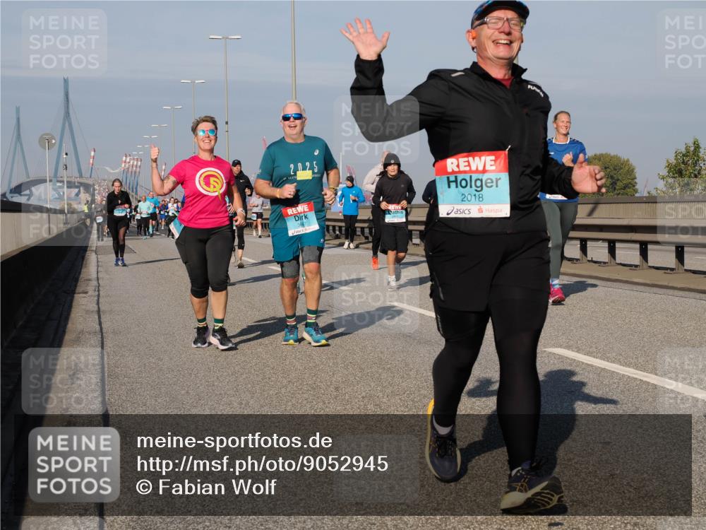 03.10.2025 - Köhlbrandbrückenlauf Fabian Wolf http://msf.ph/oto/9052945 03.10.2025 10:02:22 Position 3 2025, 2018 meine-sportfotos.de