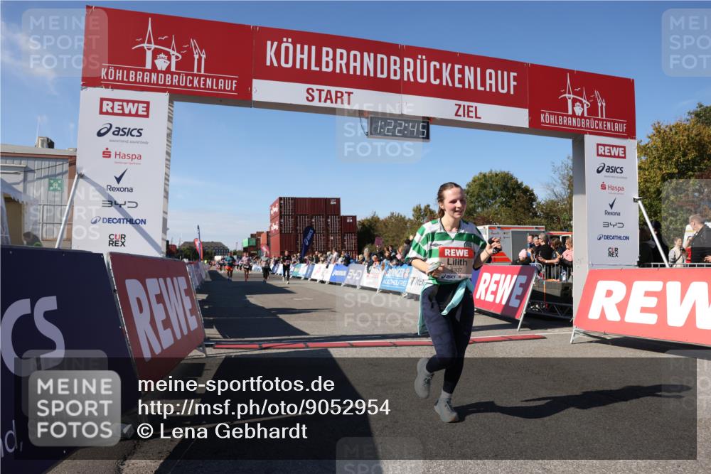 03.10.2025 - Köhlbrandbrückenlauf Lena Gebhardt http://msf.ph/oto/9052954 03.10.2025 13:22:46 Ziel 4602, 4603, 5122, 5125, 5167, 5213, 5675, 5924, 5925, 5928, 5933, 5982, 6107, 6261, 6300, 6413 meine-sportfotos.de
