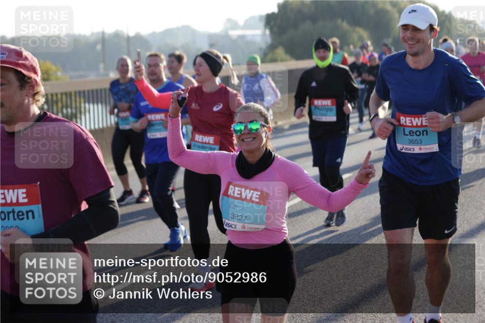 03.10.2025 - Köhlbrandbrückenlauf Jannik Wohlers http://msf.ph/oto/9052986 03.10.2025 09:19:44 Position 3 2000, 3827, 3653 meine-sportfotos.de