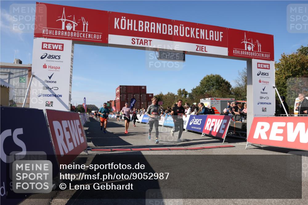 03.10.2025 - Köhlbrandbrückenlauf Lena Gebhardt http://msf.ph/oto/9052987 03.10.2025 13:22:51 Ziel 4602, 4603, 5046, 5924, 5925, 6027, 6107, 6261 meine-sportfotos.de