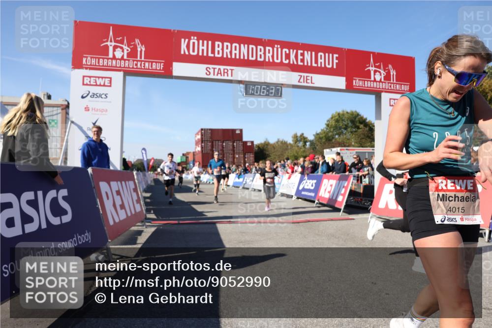 03.10.2025 - Köhlbrandbrückenlauf Lena Gebhardt http://msf.ph/oto/9052990 03.10.2025 13:06:37 Ziel 4015, 4026, 4122, 4151, 4312, 4396, 4405, 4658, 4659, 5798, 5971, 6061, 6256, 6721 meine-sportfotos.de