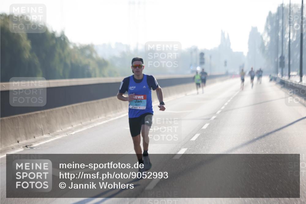 03.10.2025 - Köhlbrandbrückenlauf Jannik Wohlers http://msf.ph/oto/9052993 03.10.2025 09:10:20 Position 3 3247 meine-sportfotos.de