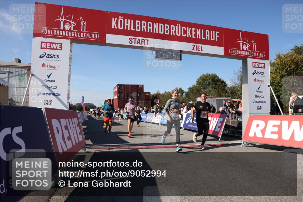 03.10.2025 - Köhlbrandbrückenlauf Lena Gebhardt http://msf.ph/oto/9052994 03.10.2025 13:22:52 Ziel 4602, 4603, 5046, 5189, 5924, 5925, 6027, 6107 meine-sportfotos.de