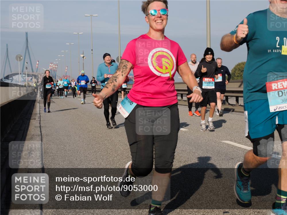 03.10.2025 - Köhlbrandbrückenlauf Fabian Wolf http://msf.ph/oto/9053000 03.10.2025 10:02:24 Position 3 2, 0, 39, 2897, 369 meine-sportfotos.de