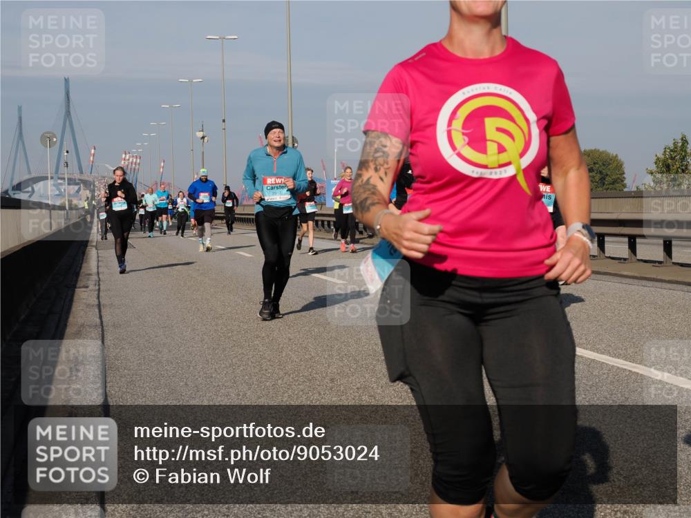 03.10.2025 - Köhlbrandbrückenlauf Fabian Wolf http://msf.ph/oto/9053024 03.10.2025 10:02:24 Position 3 2817, 1, 2023 meine-sportfotos.de